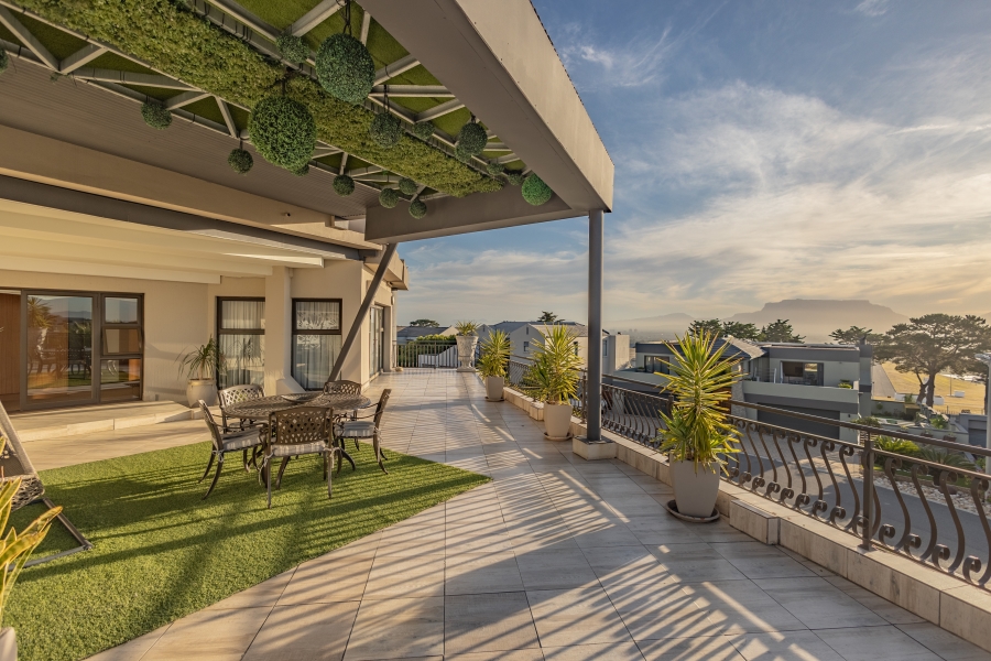 4 Bedroom Property for Sale in Baronetcy Estate Western Cape